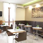 Hotel Mm Dateo 2*